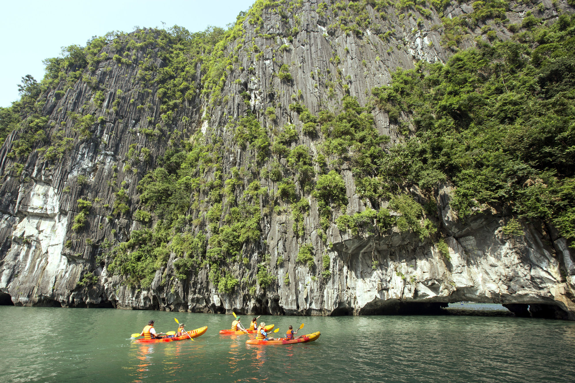 Aphrodite Cruise Ha Long Exterior photo